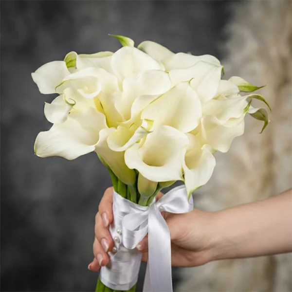 זר פרחים לכלה